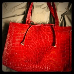 Liz Claiborne Purse perfect for Holiday season